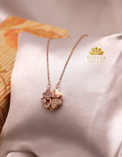 Lucky Four Leaf Clover Necklace Dainty Magnetic Heart Necklace for Women  Girls CZ Four Leaf Clover Pendant Necklace Gold Silver Chain Heart-Shaped  Clavicle Necklace Gifts for Valentine's Day Birthday 